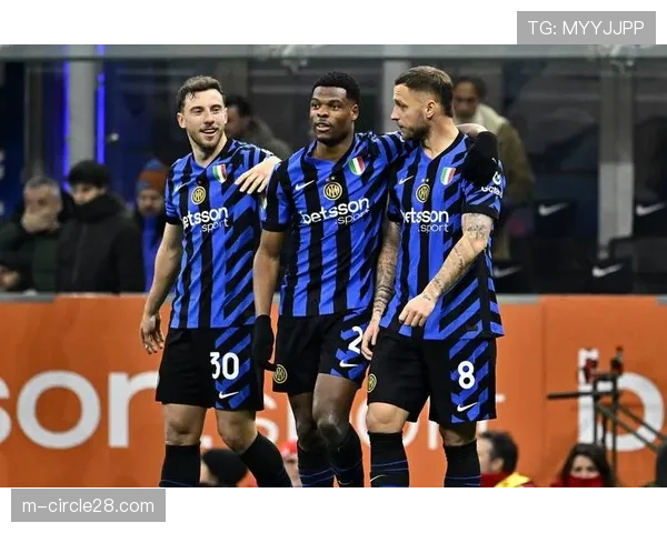 国际米兰抵达曼彻斯特，小因扎吉确认将采用三中卫体系应对哈兰德